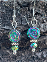 Load image into Gallery viewer, Rose earrings