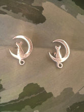 Load image into Gallery viewer, Cat and Dog Post Earrings