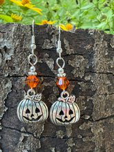 Load image into Gallery viewer, Pumpkin Earrings