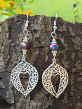 Load image into Gallery viewer, Silver Filigree Earrings