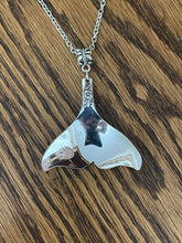 Load image into Gallery viewer, Whale Tail Necklace