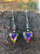 Load image into Gallery viewer, Pointed Heart Earrings