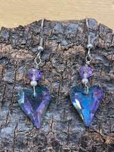 Load image into Gallery viewer, Pointed Heart Earrings