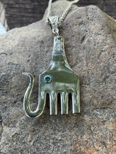 Load image into Gallery viewer, Fork Elephant Necklace