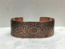 Load image into Gallery viewer, Copper Cuff Bracelet Wide with Flowers