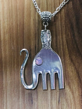 Load image into Gallery viewer, Fork Elephant Necklace