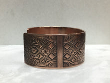 Load image into Gallery viewer, Copper Cuff Bracelet Wide with Flowers