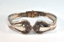 Load image into Gallery viewer, Silverware Bracelet