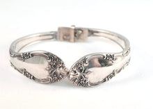 Load image into Gallery viewer, Silverware Bracelet