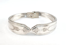 Load image into Gallery viewer, Silverware Bracelet