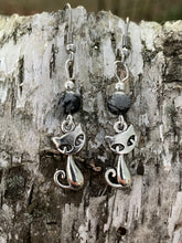 Load image into Gallery viewer, Cat Earrings