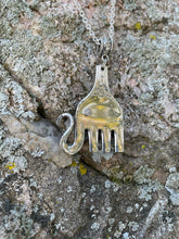 Load image into Gallery viewer, Fork Elephant Necklace