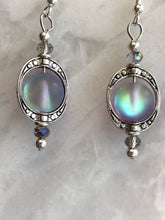 Load image into Gallery viewer, Purple Opalescent Earrings