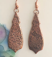 Load image into Gallery viewer, Copper Lace Earrings