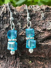 Load image into Gallery viewer, Cube Earrings