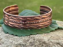 Load image into Gallery viewer, Victorian Trim Copper Cuff Bracelet