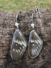 Load image into Gallery viewer, Butterfly Earrings