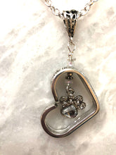 Load image into Gallery viewer, Silverware Floating Heart Crystal Paw Necklace