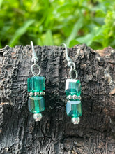 Load image into Gallery viewer, Cube Earrings