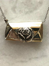 Load image into Gallery viewer, Silverware Purse Necklace
